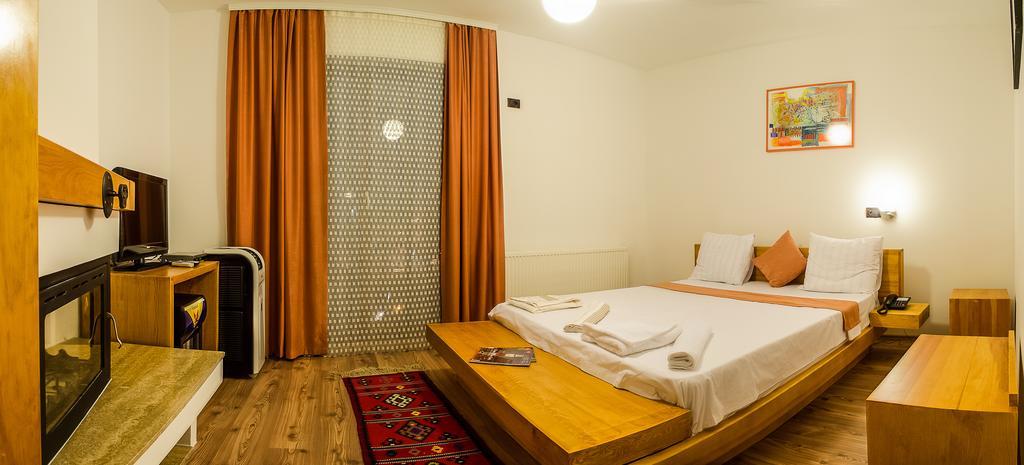Hotel Prizreni ห้อง รูปภาพ