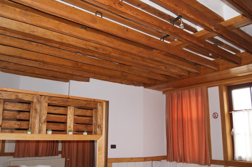 Hotel Prizreni ห้อง รูปภาพ