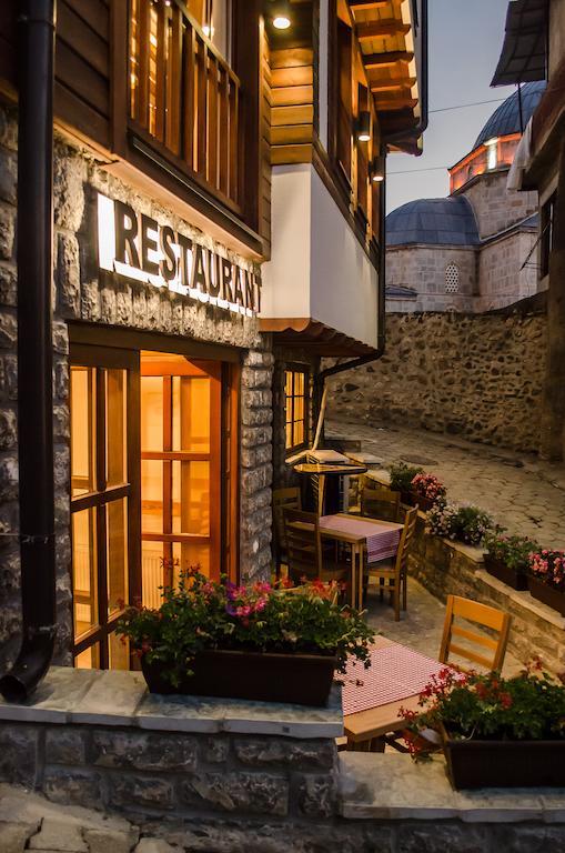 Hotel Prizreni ภายนอก รูปภาพ