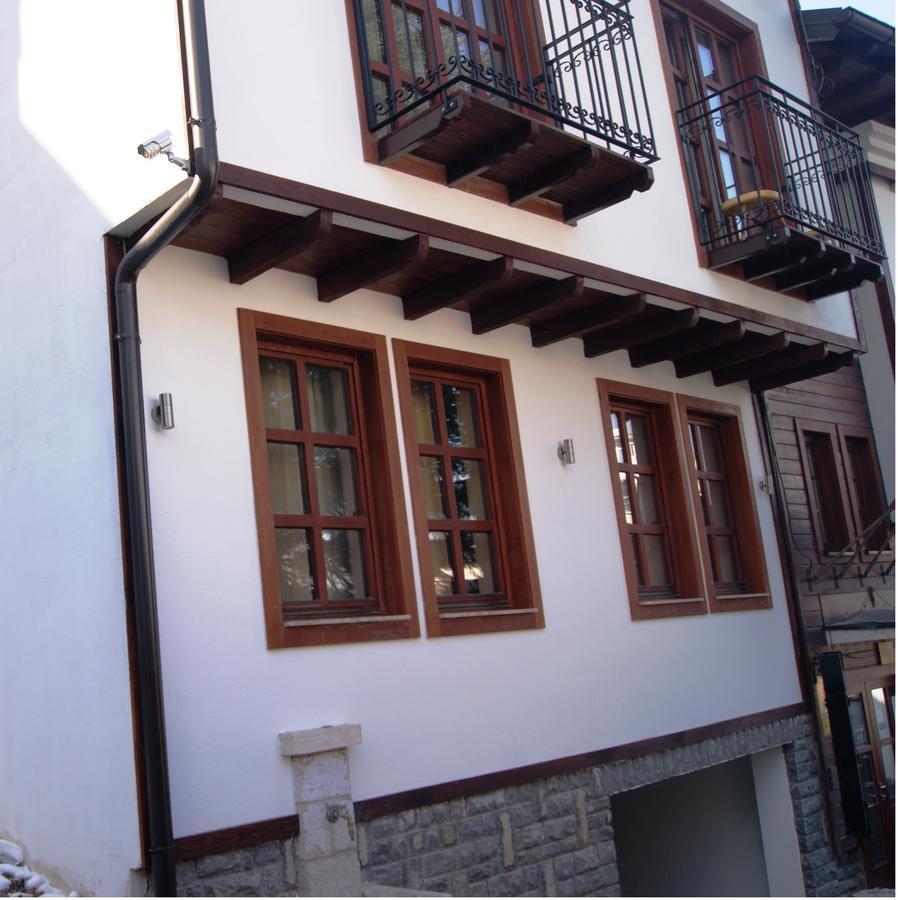 Hotel Prizreni ภายนอก รูปภาพ